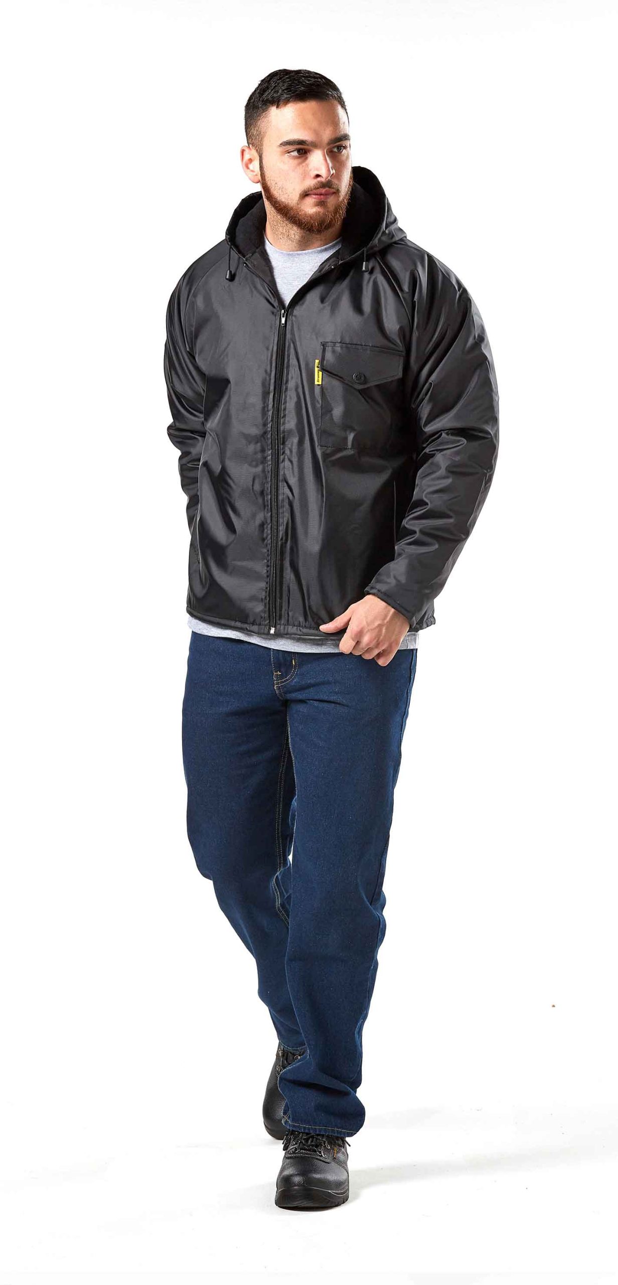 Storm Lite Windbreaker